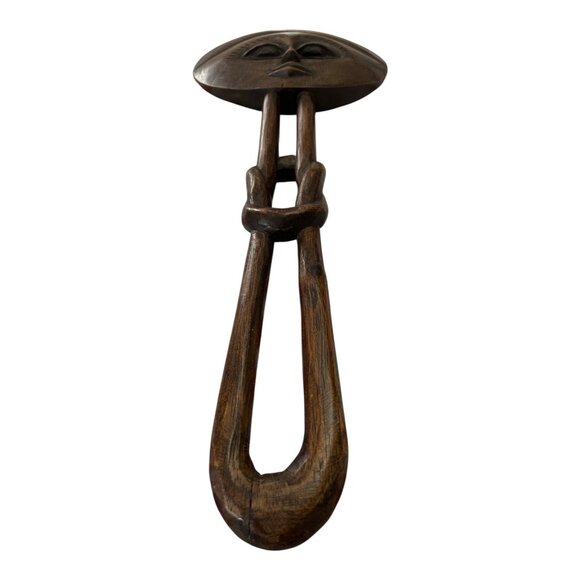 Vintage Hand-Carved Wooden Wall Hanging – African-Inspired Face with One-Piece C - Picture 3 of 4